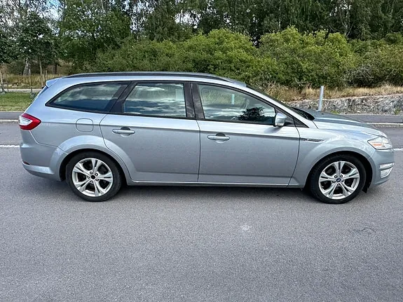 Ford Mondeo 2015 photo 3
