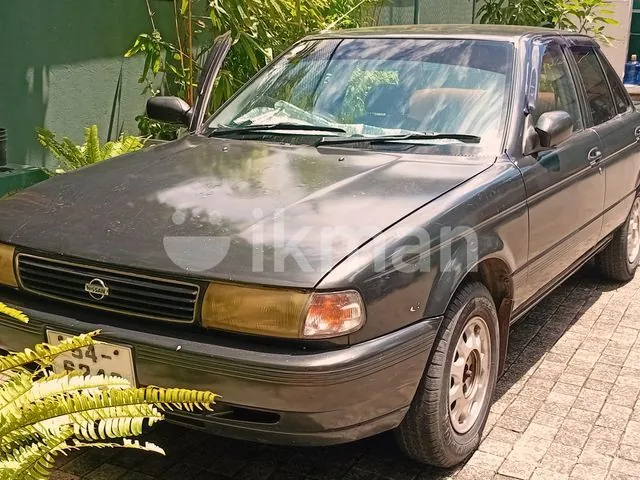 Nissan Sunny 1994 photo 3