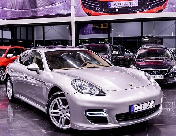 Porsche Panamera 2011 photo 2