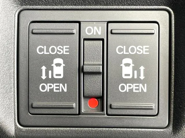 Honda N-Box Turbo Black 2026 photo 5