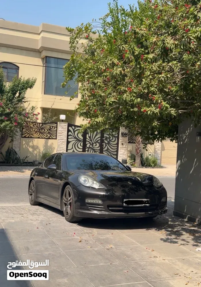 Porsche Panamera 2012 photo 3