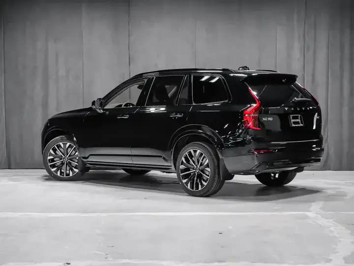 Volvo Xc90 2027 photo 4