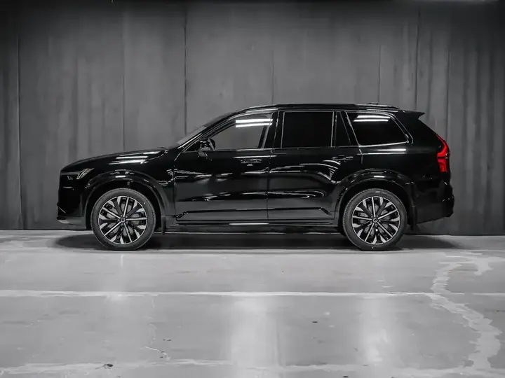 Volvo Xc90 2027 photo 2