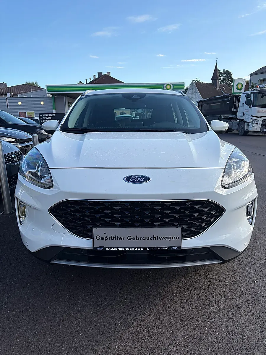Ford Kuga 2021 photo 2