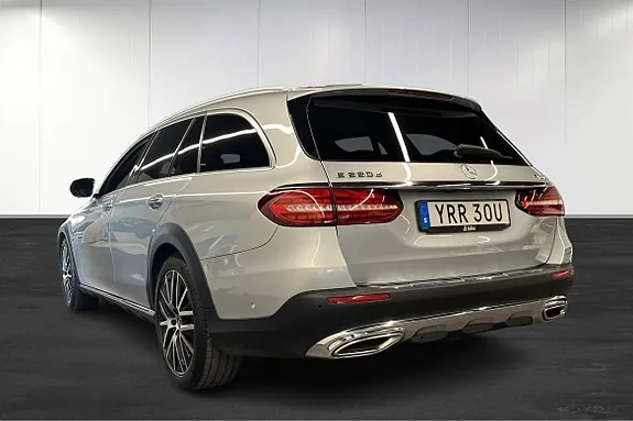 Mercedes-Benz E-Class 2022 photo 4