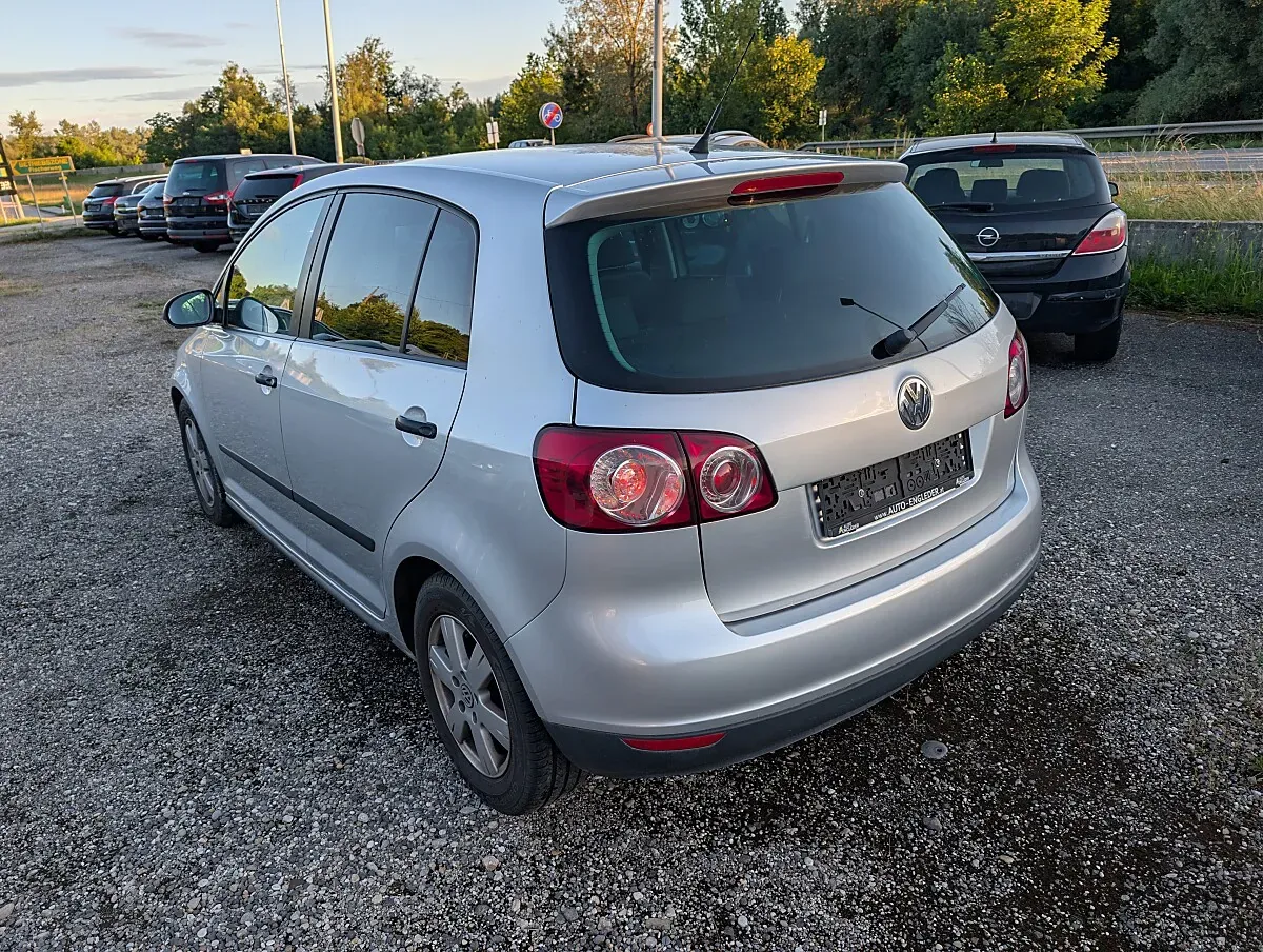 Volkswagen Golf 2007 photo 3