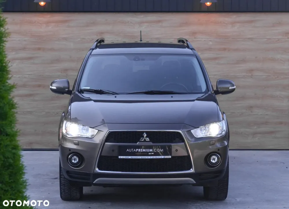 Mitsubishi Outlander 2011 photo 3