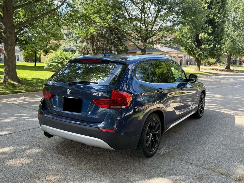 BMW X1 2012 photo 2