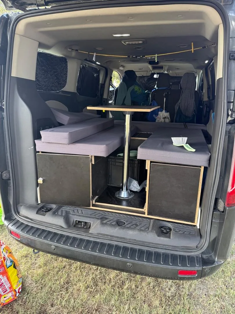 Ford Tourneo Custom 2017 photo 4