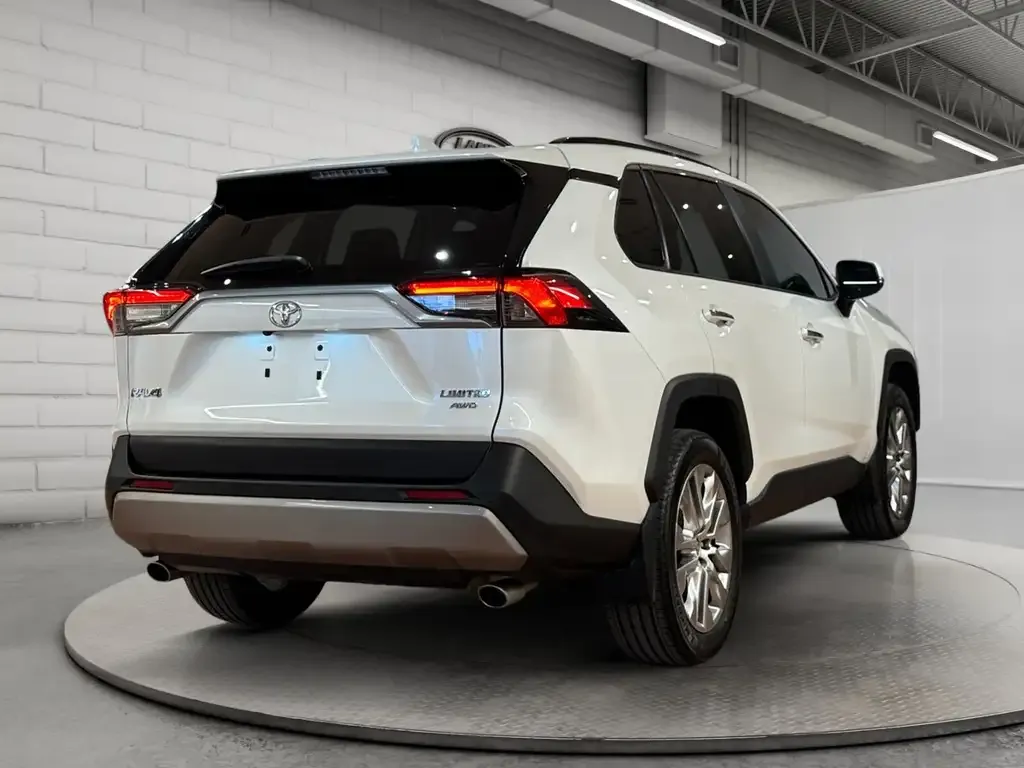 Toyota Rav4 2023 photo 5