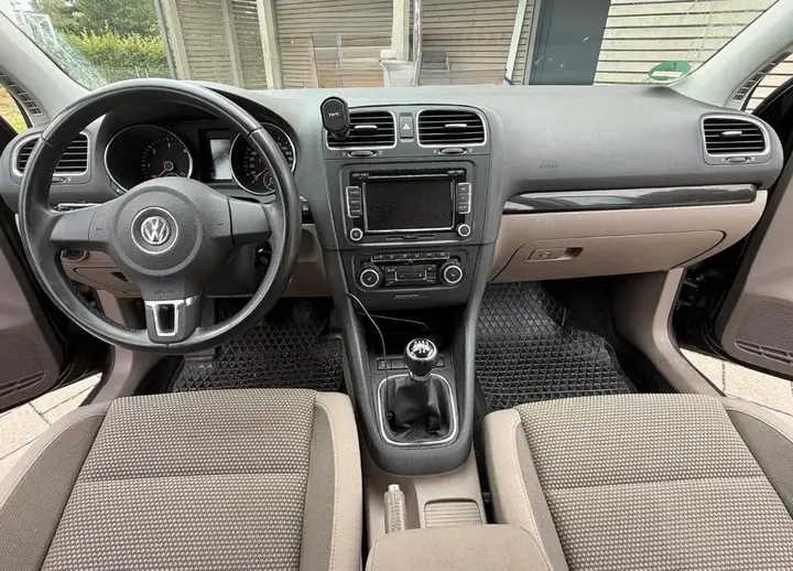 Volkswagen Golf 6