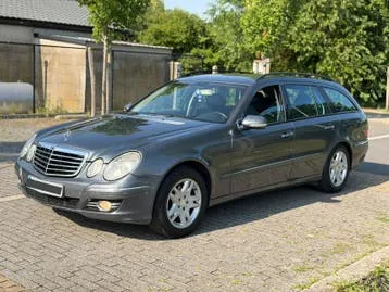 Mercedes-Benz E220