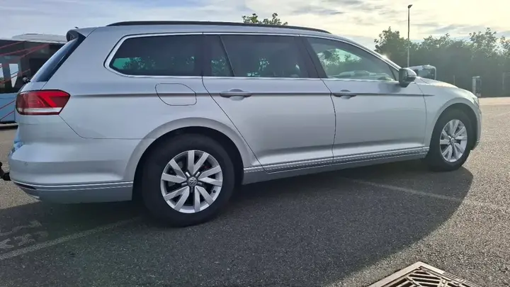 Volkswagen Passat 2016 photo 3