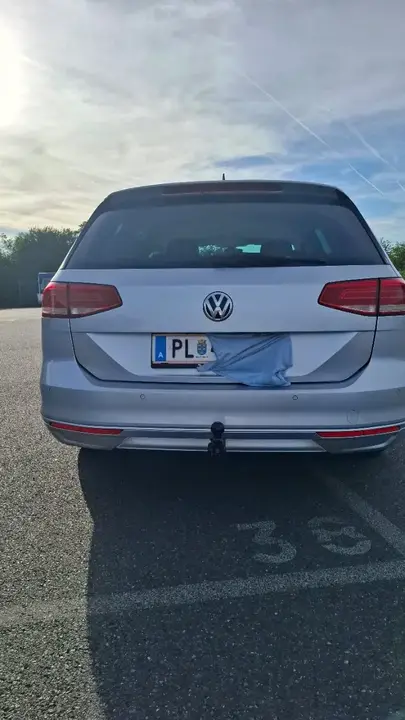 Volkswagen Passat 2016 photo 2