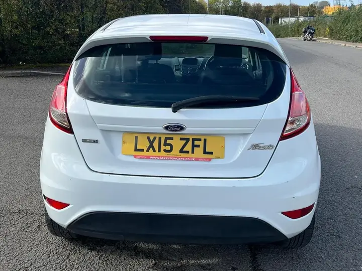 Ford Fiesta 2015 photo 4