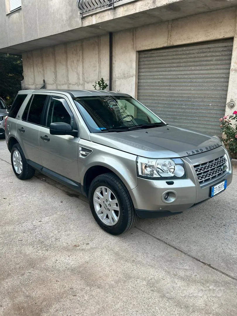 Land Rover Freelander 2