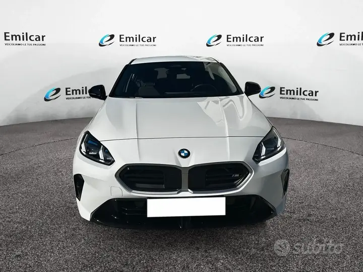 BMW 1 Series 2024 photo 5