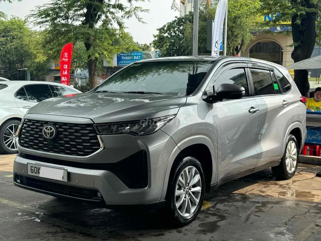Toyota Innova Cross 2025 photo 2