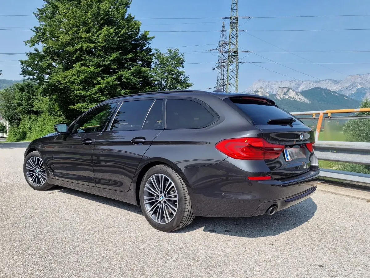BMW 5 Series 2020 photo 3