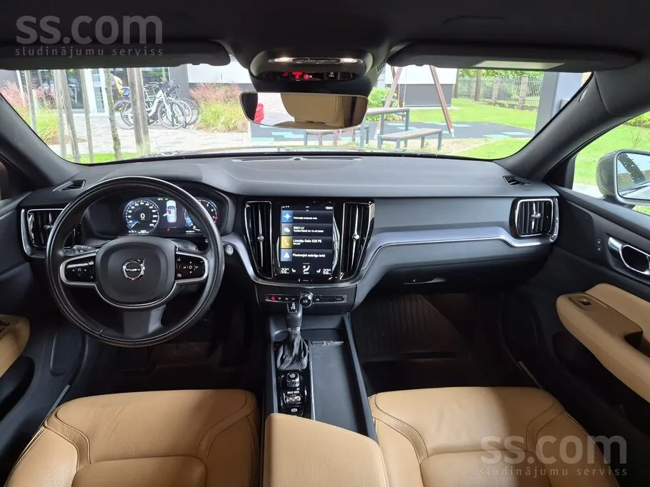 Volvo V60 Crosscountry 2019 photo 4