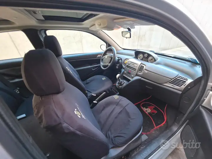 Lancia Ypsilon 2008 photo 5