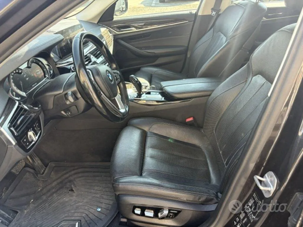 BMW 5 Series 2017 photo 4