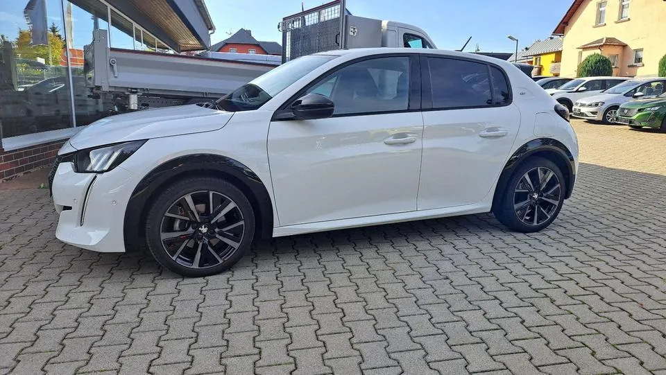 Peugeot 208 Gt