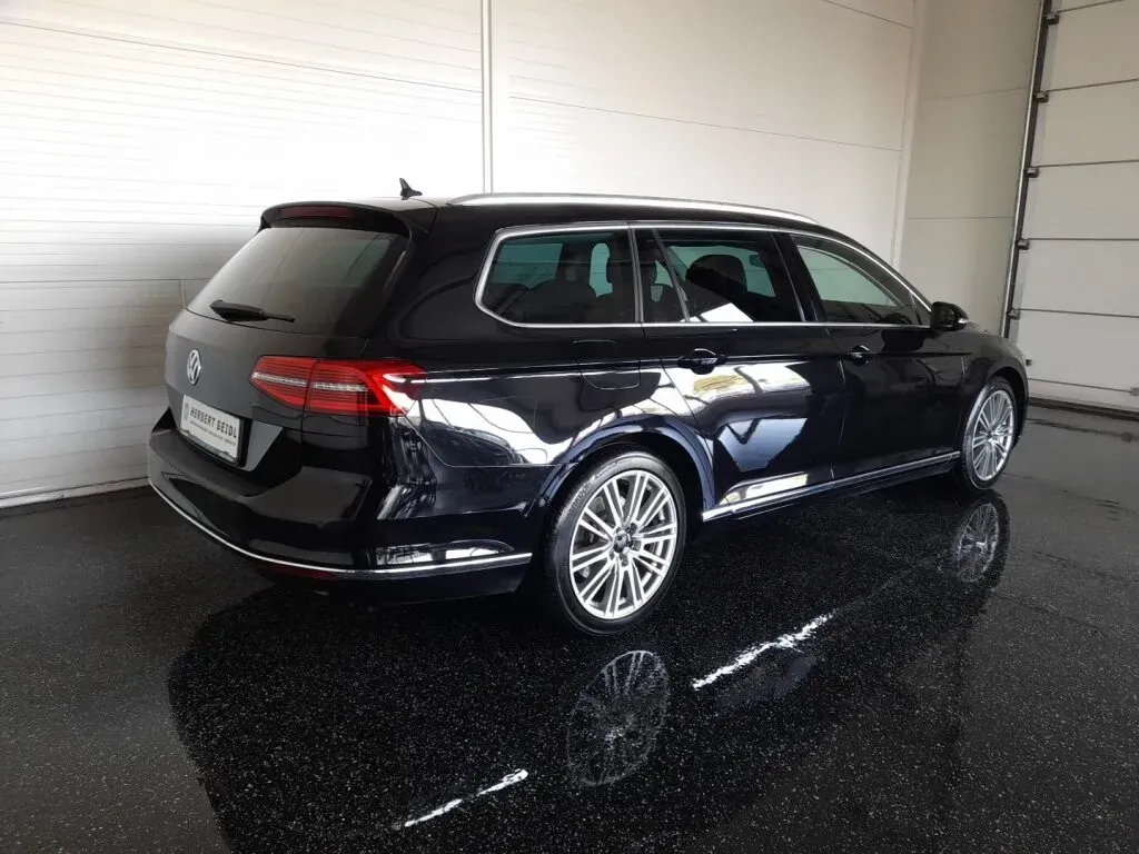 Volkswagen Passat 2019 photo 2