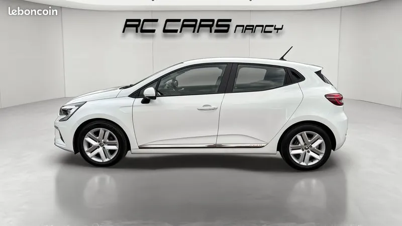Renault Clio 2021 photo 2