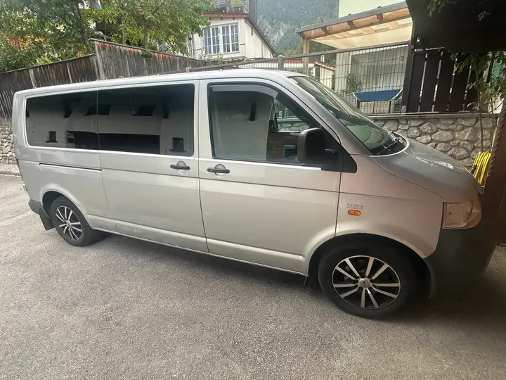 Volkswagen T5 2006 photo 2