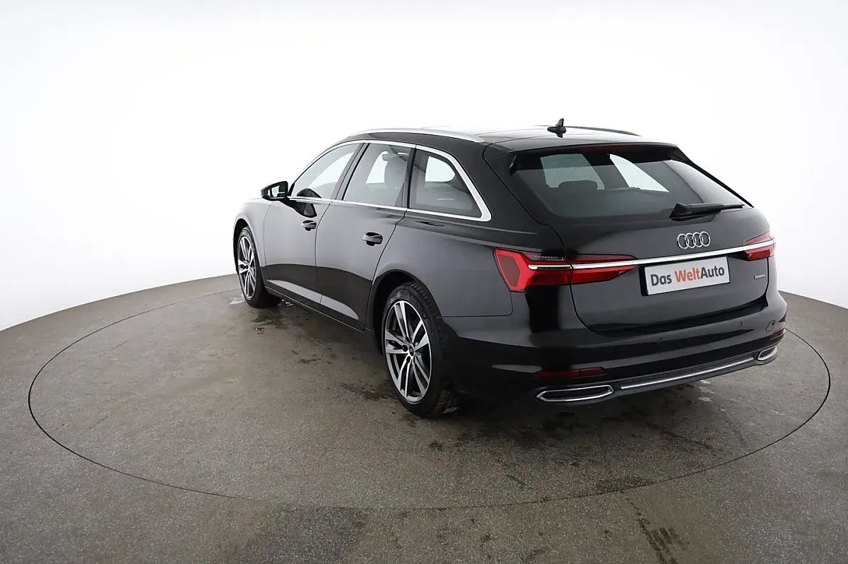 Audi A6 2022 photo 2