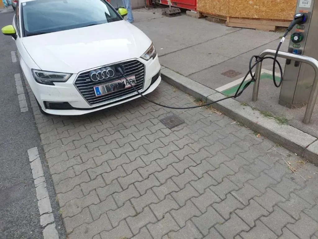 Audi A3 2017 photo 2