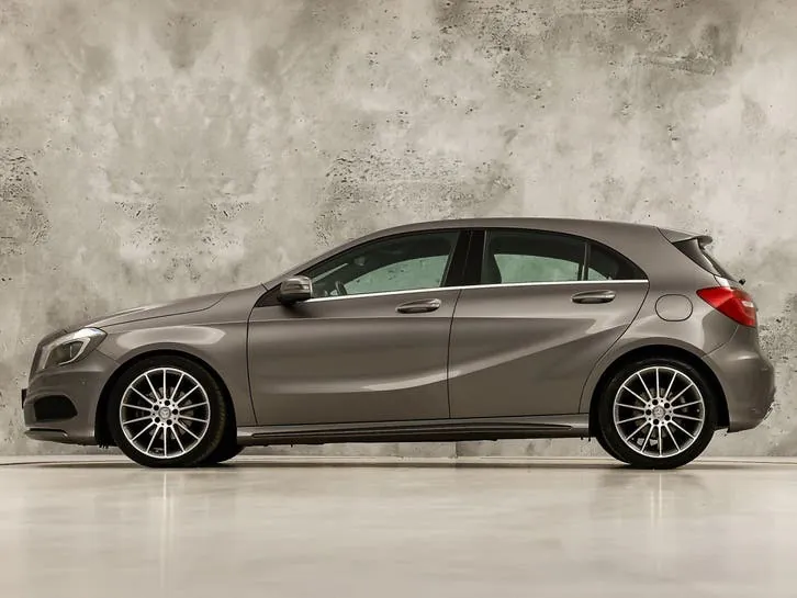 Mercedes-Benz A-Class 2015 photo 2