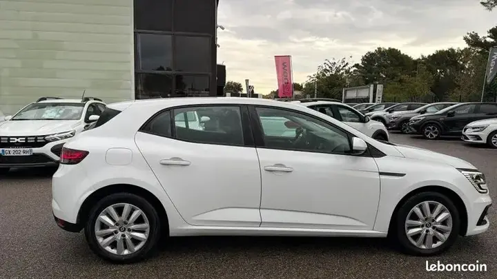 Renault Megane 2022 photo 4