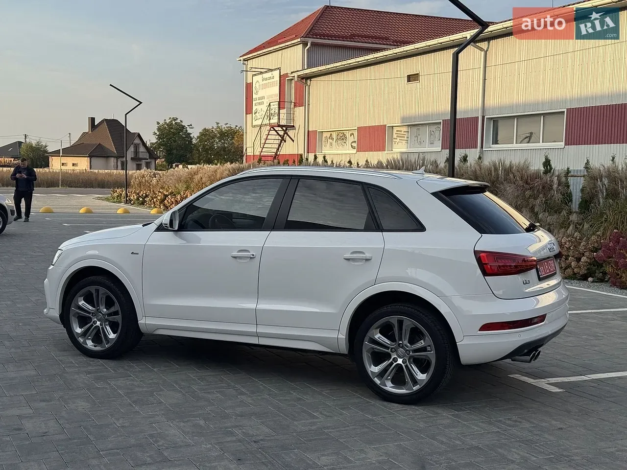 Audi Q3 2018 photo 5