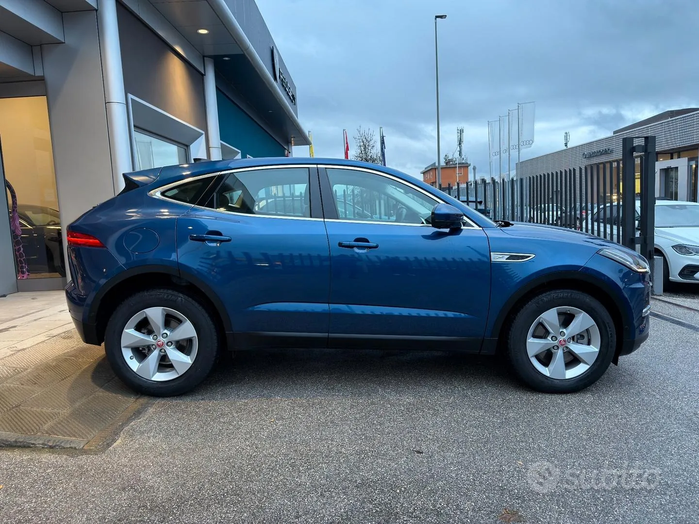 Jaguar E-Pace 2021 photo 5