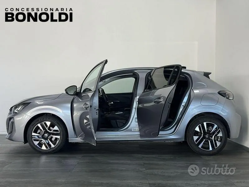 Peugeot 208 2025 photo 5