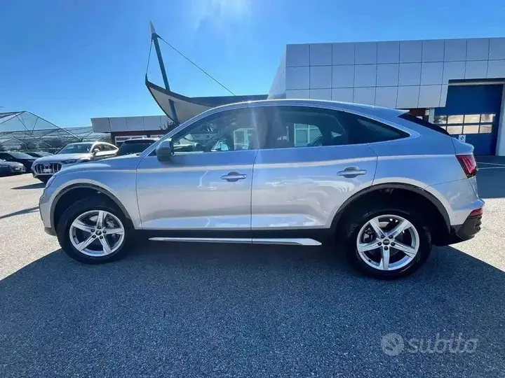 Audi Q5 2023 photo 3