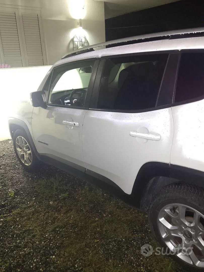 Jeep Renegade 2014 photo 2
