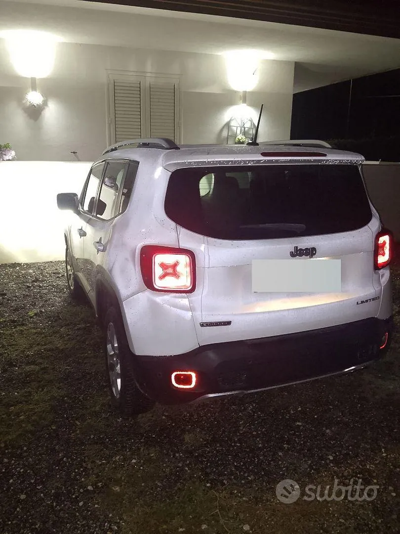 Jeep Renegade 2014 photo 3