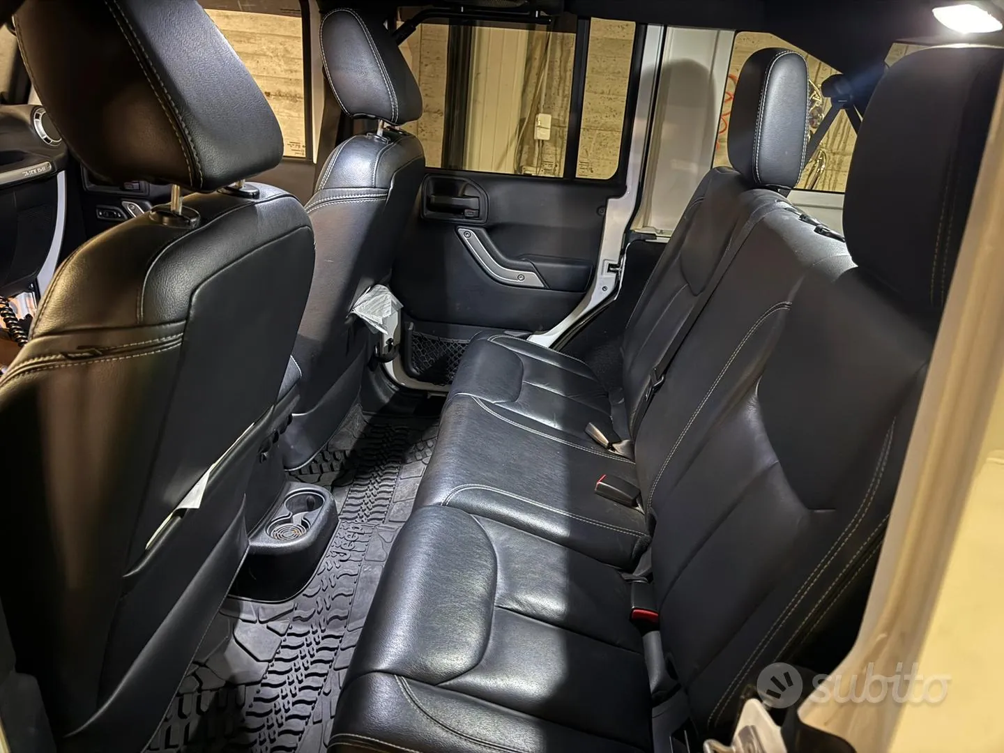 Jeep Wrangler 2014 photo 5
