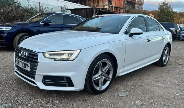 Audi A4 2017 photo 2