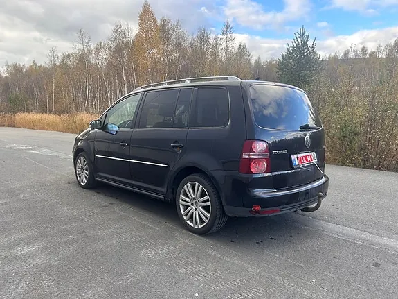Volkswagen Touran 2009 photo 5