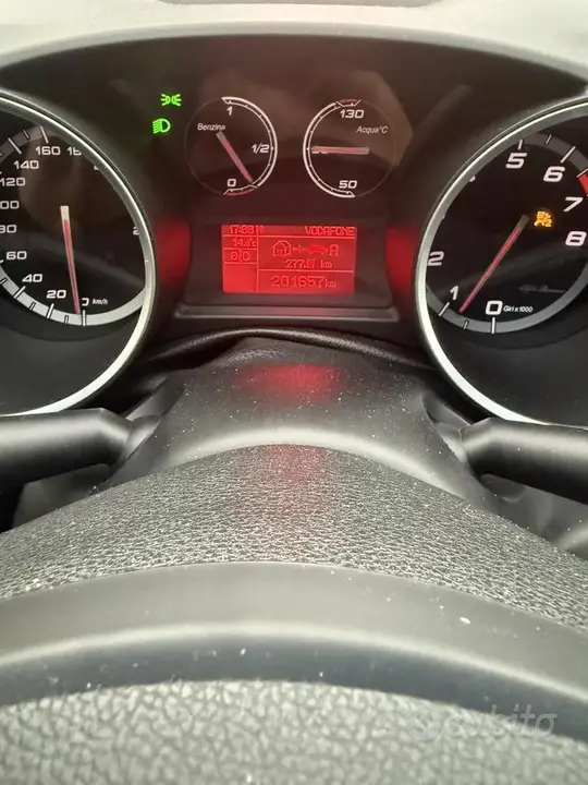 Alfa Romeo Giulietta 2012 photo 5
