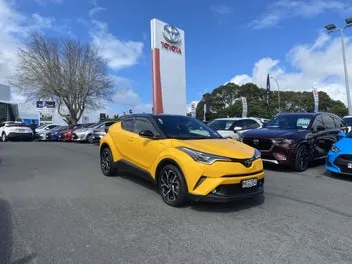Toyota C-Hr 2019 photo 2