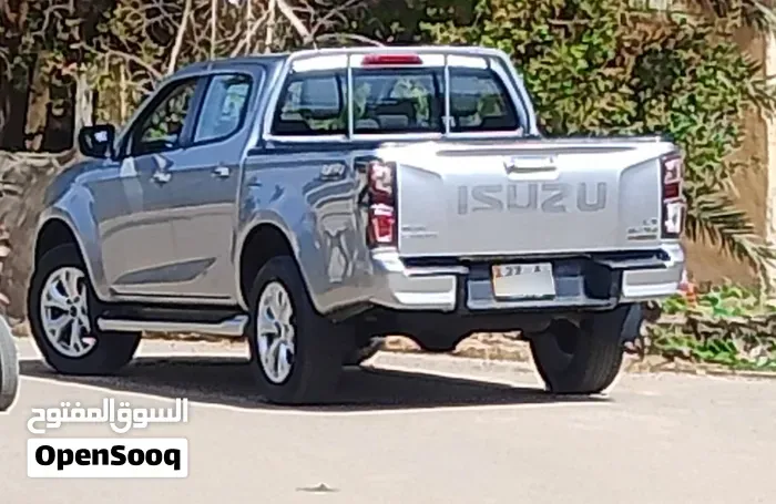 Toyota Hilux 2023 photo 4