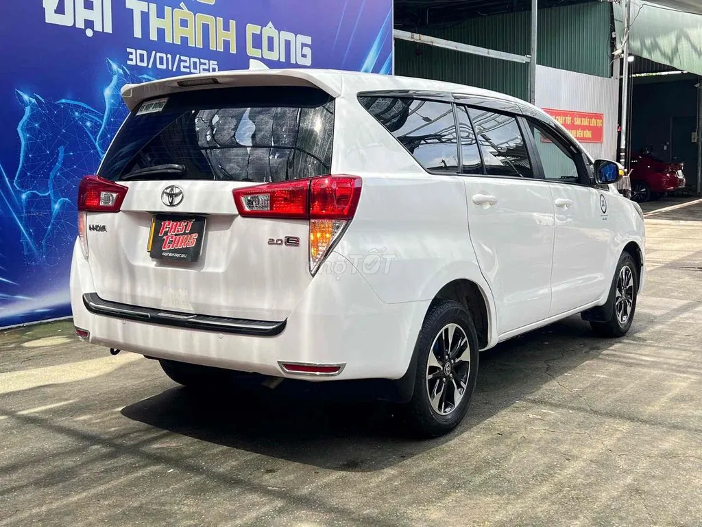 Toyota Innova 2019 photo 3