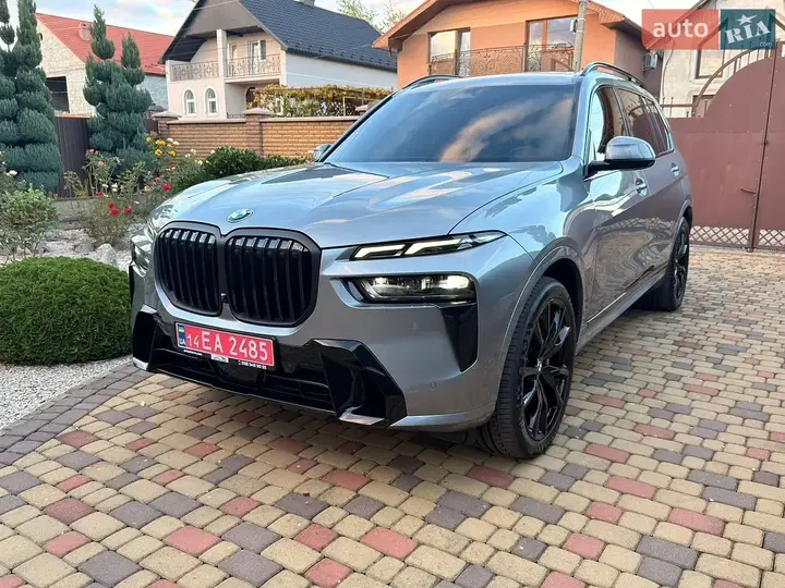 BMW X7