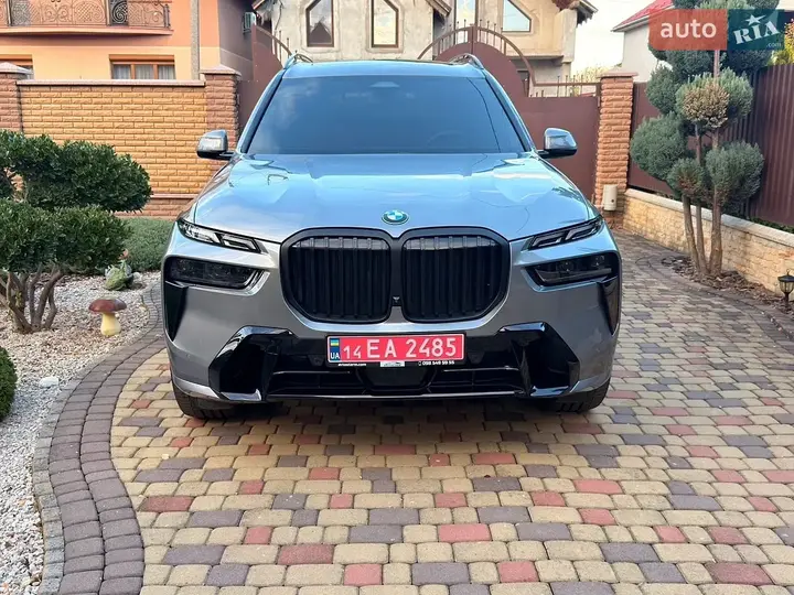 BMW X7 2024 photo 3