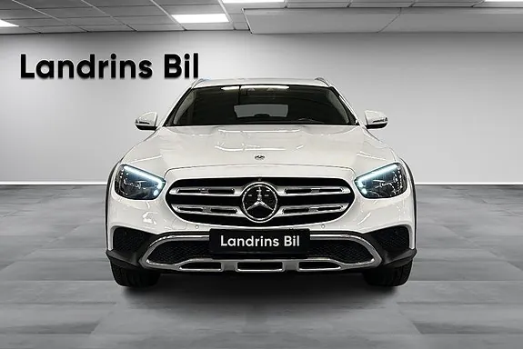 Mercedes-Benz E220 D 2023 photo 2
